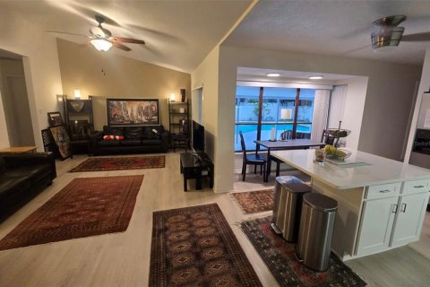 Casa en venta en Orlando, Florida, 3 dormitorios, 159.05 m2 № 1912147 - foto 11