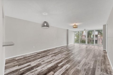 Condominio en venta en Bradenton, Florida, 2 dormitorios, 116.69 m2 № 1432826 - foto 10