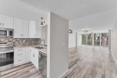 Condominio en venta en Bradenton, Florida, 2 dormitorios, 116.69 m2 № 1432826 - foto 20