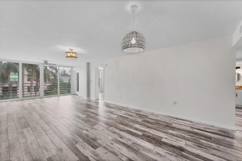 Condominio en venta en Bradenton, Florida, 2 dormitorios, 116.69 m2 № 1432826 - foto 11
