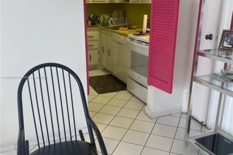 Copropriété à vendre à Aventura, Floride: 1 chambre, 96.43 m2 № 1958671 - photo 7
