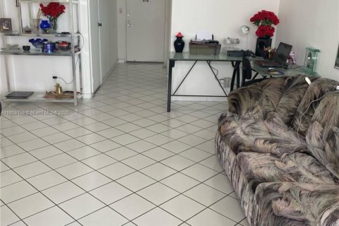 Copropriété à vendre à Aventura, Floride: 1 chambre, 96.43 m2 № 1958671 - photo 4