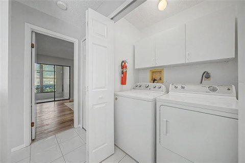 House in Oldsmar, Florida 2 bedrooms, 128.21 sq.m. № 2220440 - photo 24