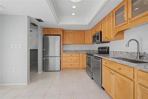 House in Oldsmar, Florida 2 bedrooms, 128.21 sq.m. № 2220440 - photo 9