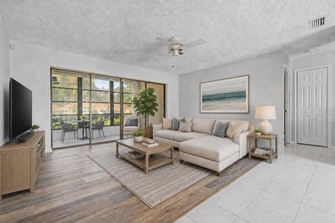 House in Oldsmar, Florida 2 bedrooms, 128.21 sq.m. № 2220440 - photo 13