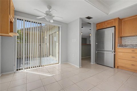 House in Oldsmar, Florida 2 bedrooms, 128.21 sq.m. № 2220440 - photo 12