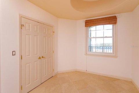 Condominio en venta en Orlando, Florida, 3 dormitorios, 315.96 m2 № 2165885 - foto 9