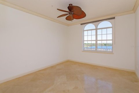 Condominio en venta en Orlando, Florida, 3 dormitorios, 315.96 m2 № 2165885 - foto 24