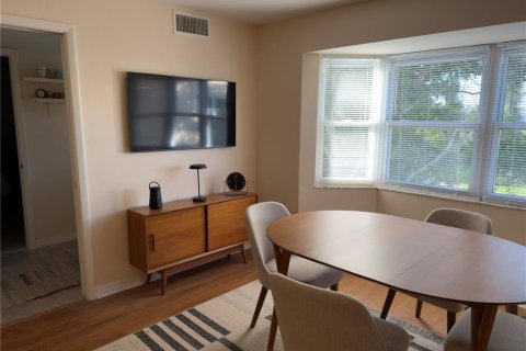 Copropriété à vendre à Clearwater, Floride: 2 chambres, 155.61 m2 № 2437242 - photo 8