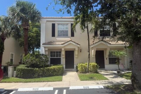 Townhouse in West Palm Beach, Florida 2 bedrooms, 102.56 sq.m. № 2270843