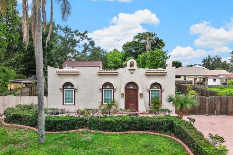 House in Bradenton, Florida 4 bedrooms, 197.14 sq.m. № 2278059