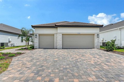 Villa ou maison à vendre à Bradenton, Floride: 3 chambres, 214.51 m2 № 2406979 - photo 6