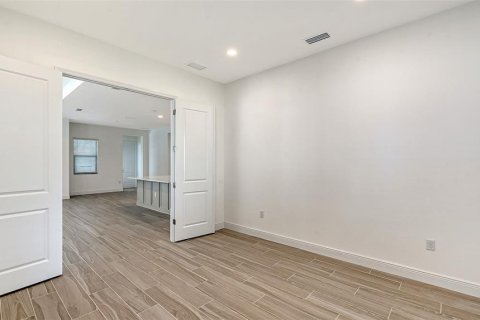 Villa ou maison à vendre à Bradenton, Floride: 3 chambres, 214.51 m2 № 2406979 - photo 13