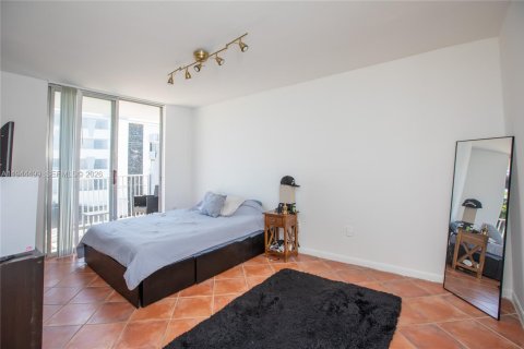 Condominio en alquiler en North Bay Village, Florida, 3 dormitorios, 115.2 m2 № 2001737 - foto 22