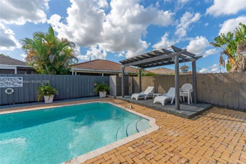 Купить виллу или дом в Майами, Флорида 3 спальни, 119.75м2, № 1943294 - фото 30