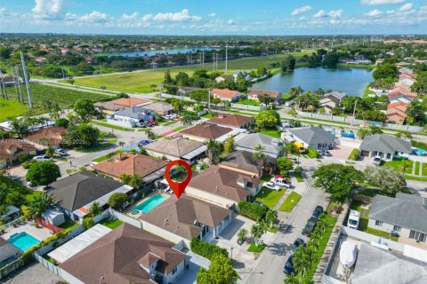 Купить виллу или дом в Майами, Флорида 3 спальни, 119.75м2, № 1943294 - фото 3