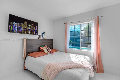Купить виллу или дом в Майами, Флорида 3 спальни, 119.75м2, № 1943294 - фото 21