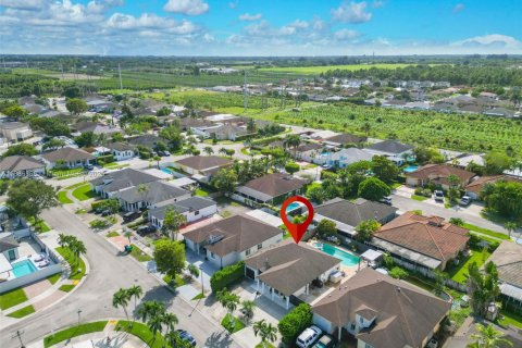 Купить виллу или дом в Майами, Флорида 3 спальни, 119.75м2, № 1943294 - фото 4