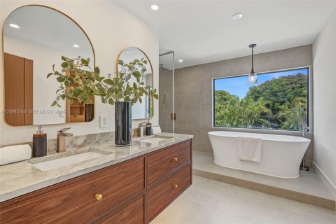 Casa en venta en Pinecrest, Florida, 4 dormitorios, 229 m2 № 2377263 - foto 7