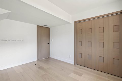 Casa en venta en Pinecrest, Florida, 4 dormitorios, 229 m2 № 2377263 - foto 16