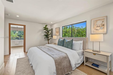 Casa en venta en Pinecrest, Florida, 4 dormitorios, 229 m2 № 2377263 - foto 27