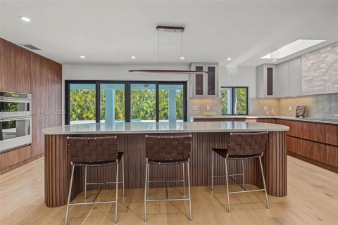 Casa en venta en Pinecrest, Florida, 4 dormitorios, 229 m2 № 2377263 - foto 4
