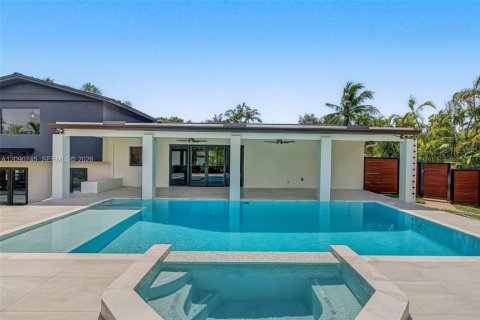 Casa en venta en Pinecrest, Florida, 4 dormitorios, 229 m2 № 2377263 - foto 8