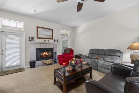 House in Gainesville, Florida 4 bedrooms, 203.64 sq.m. № 1846539 - photo 6