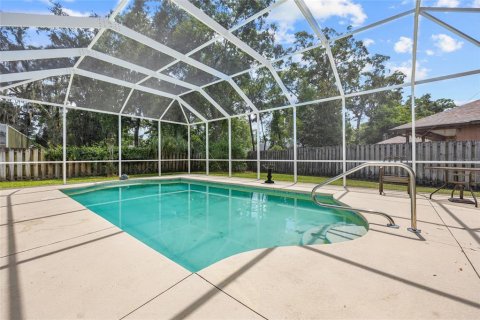 House in Gainesville, Florida 4 bedrooms, 203.64 sq.m. № 1846539 - photo 24
