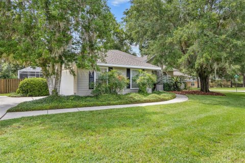 House in Gainesville, Florida 4 bedrooms, 203.64 sq.m. № 1846539 - photo 2