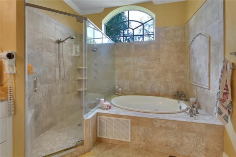 House in Port Orange, Florida 5 bedrooms, 368.82 sq.m. № 2297032 - photo 27