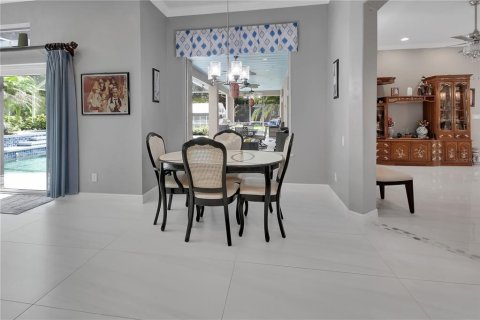 House in Port Orange, Florida 5 bedrooms, 368.82 sq.m. № 2297032 - photo 17