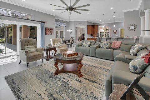 House in Port Orange, Florida 5 bedrooms, 368.82 sq.m. № 2297032 - photo 22