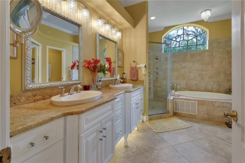 House in Port Orange, Florida 5 bedrooms, 368.82 sq.m. № 2297032 - photo 26