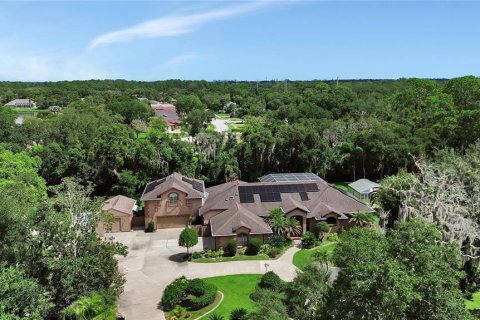 House in Port Orange, Florida 5 bedrooms, 368.82 sq.m. № 2297032