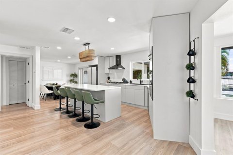 Villa ou maison à vendre à Clearwater, Floride: 4 chambres, 220.36 m2 № 2294701 - photo 22