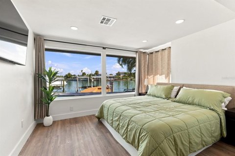 Villa ou maison à vendre à Clearwater, Floride: 4 chambres, 220.36 m2 № 2294701 - photo 28
