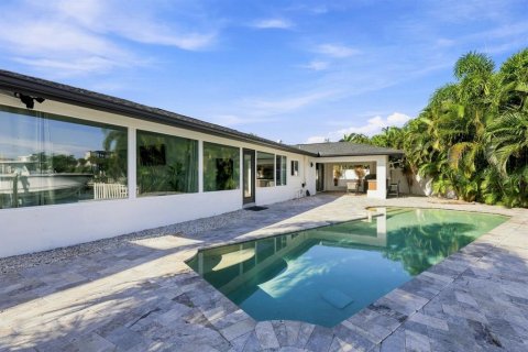 Villa ou maison à vendre à Clearwater, Floride: 4 chambres, 220.36 m2 № 2294701 - photo 9