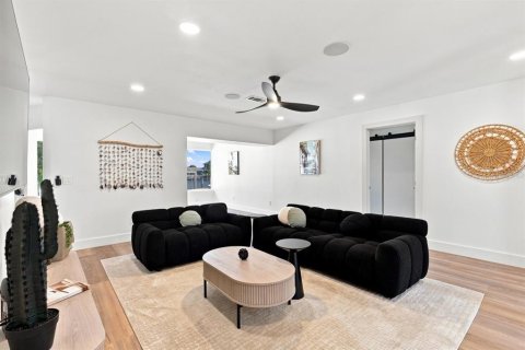 Villa ou maison à vendre à Clearwater, Floride: 4 chambres, 220.36 m2 № 2294701 - photo 17