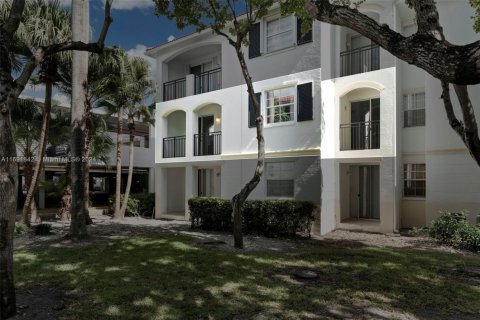 Condo in Aventura, Florida, 2 bedrooms  № 1861288 - photo 3