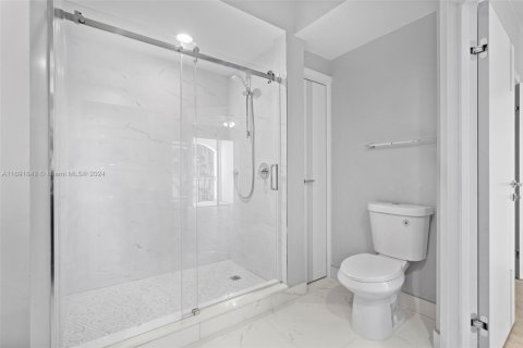 Condo in Aventura, Florida, 2 bedrooms  № 1861288 - photo 19