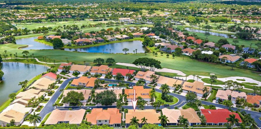 Adosado en West Palm Beach, Florida 3 dormitorios, 173.36 m2 № 2078704