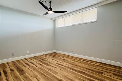 Copropriété à vendre à Clearwater, Floride: 2 chambres, 97.55 m2 № 2383895 - photo 16