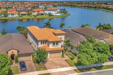 Villa ou maison à vendre à Parkland, Floride: 5 chambres, 426.79 m2 № 2392430 - photo 3