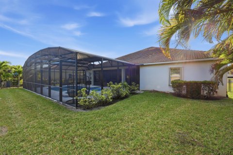 Casa en venta en Port St. Lucie, Florida, 4 dormitorios, 276.85 m2 № 2077874 - foto 10