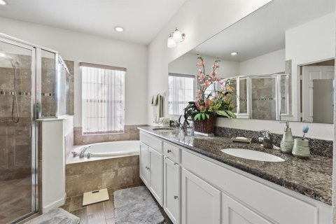 Casa en venta en Port St. Lucie, Florida, 4 dormitorios, 276.85 m2 № 2077874 - foto 15