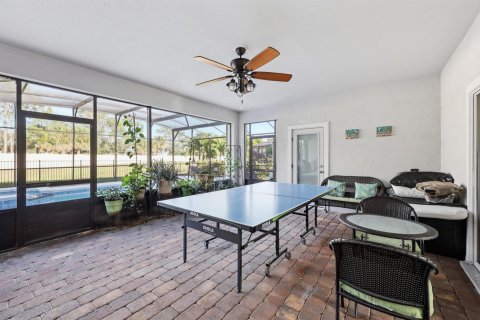 Casa en venta en Port St. Lucie, Florida, 4 dormitorios, 276.85 m2 № 2077874 - foto 12
