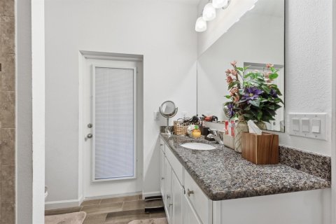 Casa en venta en Port St. Lucie, Florida, 4 dormitorios, 276.85 m2 № 2077874 - foto 17