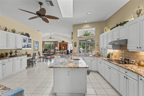 Villa ou maison à vendre à Venice, Floride: 3 chambres, 284.47 m2 № 2092067 - photo 7