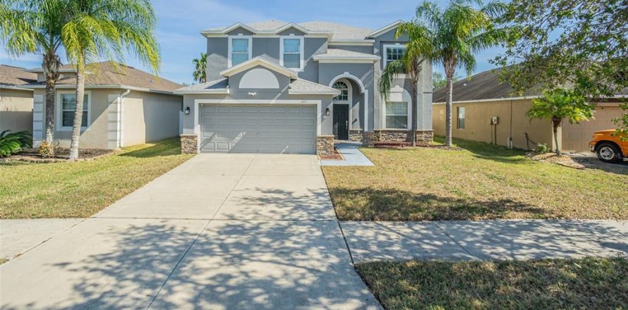 House in Ruskin, Florida 6 bedrooms, 283.72 sq.m. № 1558093